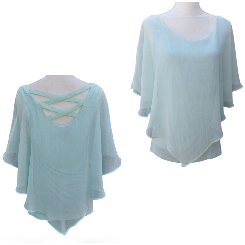 Alyx Blue Asymmetrical Blouse with Relaxed Fit Size Medium